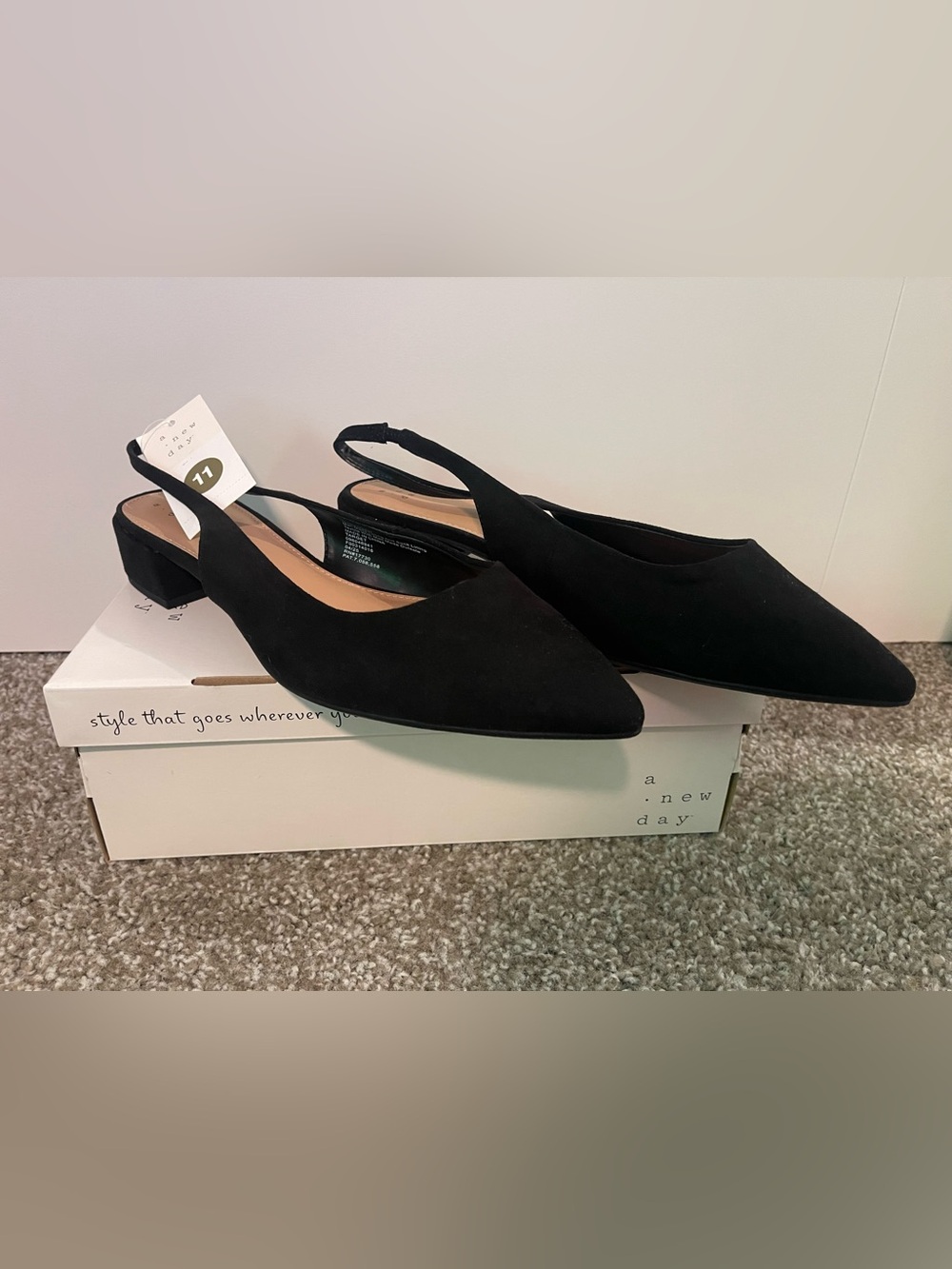 NWT A New Day Elle Slingback Pointed Toe Block Heels Black Size 11